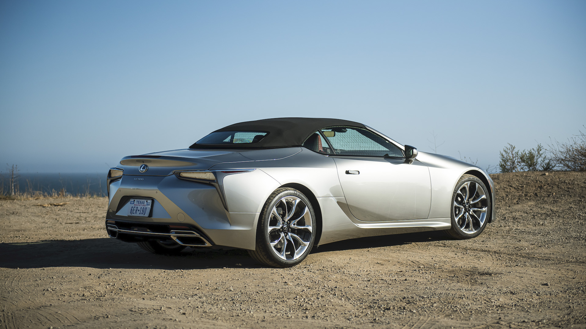 7 Reasons Why the 2021 Lexus LC 500 Convertible Is Far More Than a Pretty  Face | Toyota DriverSeat